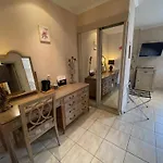 Le Cosy 3*