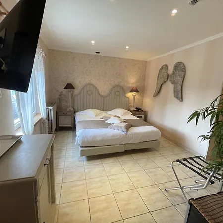 Hotel Le Cosy 3*