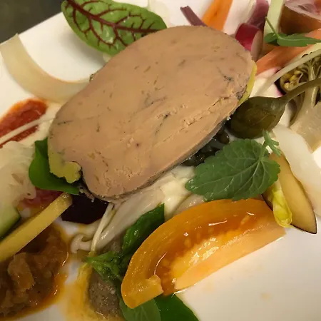 ホテル Le Cosy ブイヨン