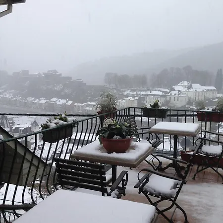 ホテル Le Cosy ブイヨン